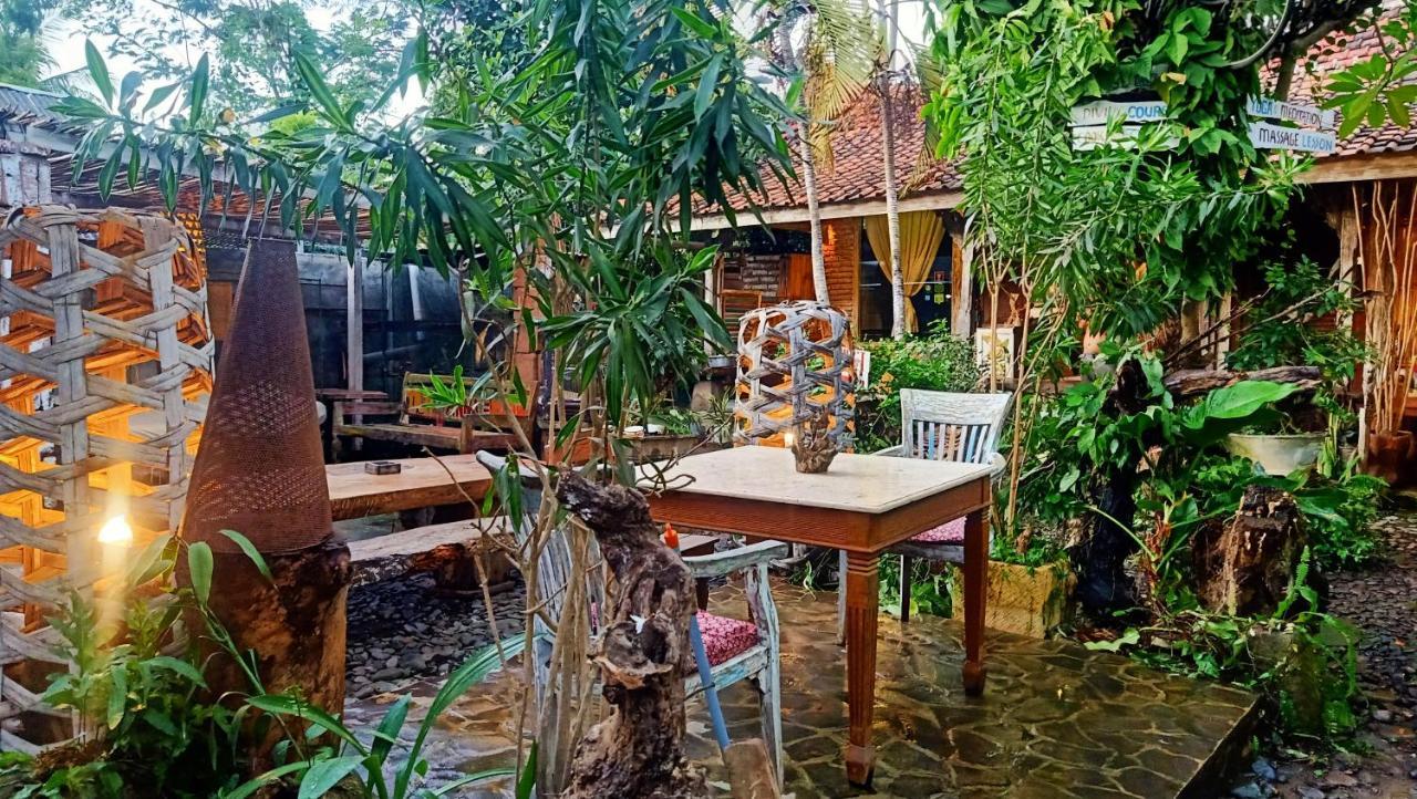 Santhiku Hotel & Spa Lovina Esterno foto