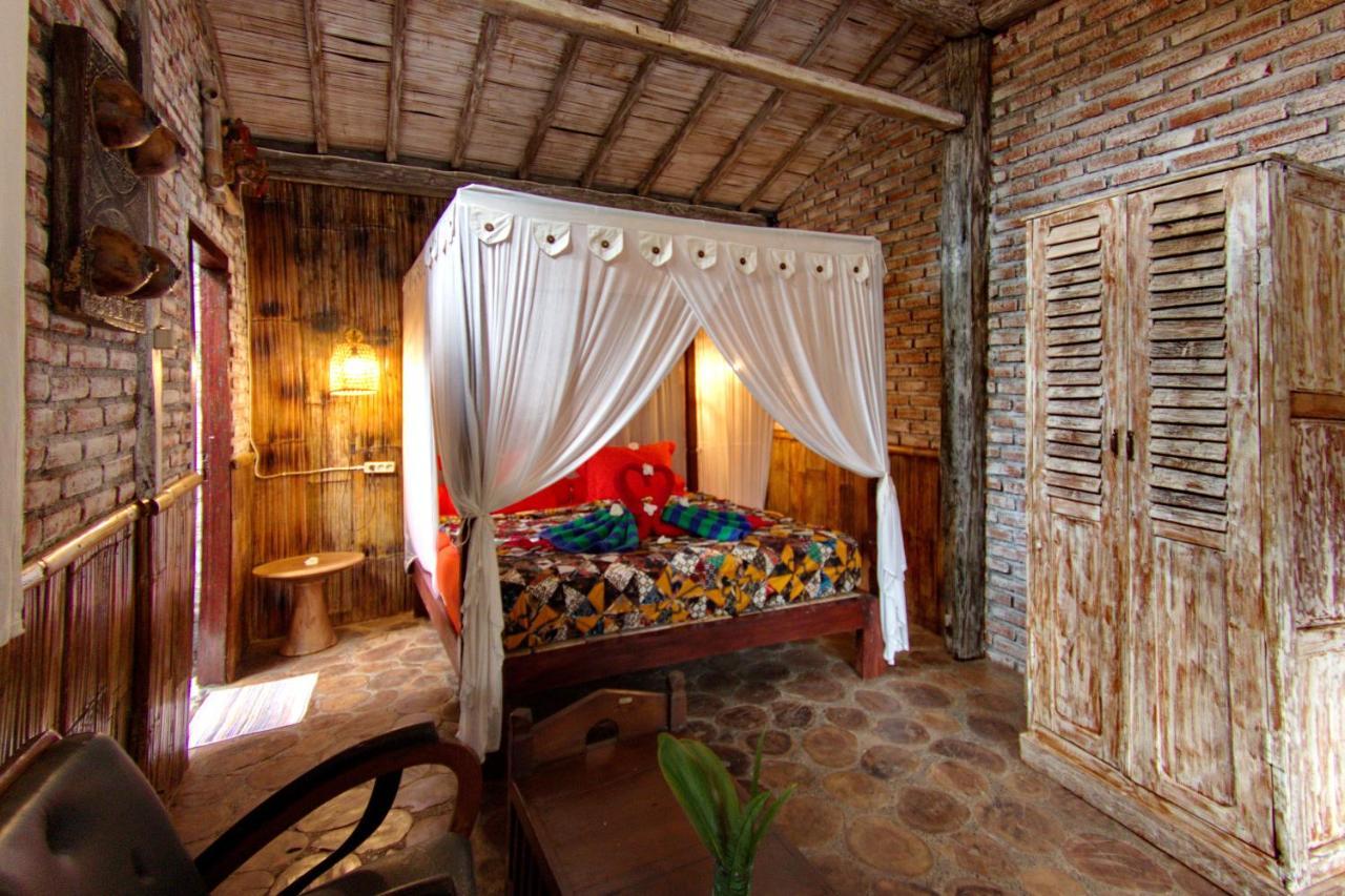 Santhiku Hotel & Spa Lovina Esterno foto
